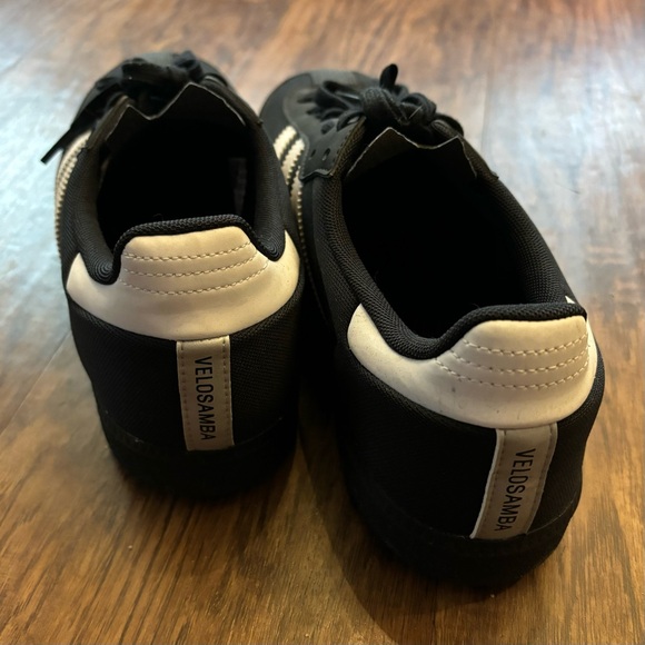 Adidas Velosamba Made with Nature Cycling Shoes - Black/White - 11.5 - Picture 4 of 5